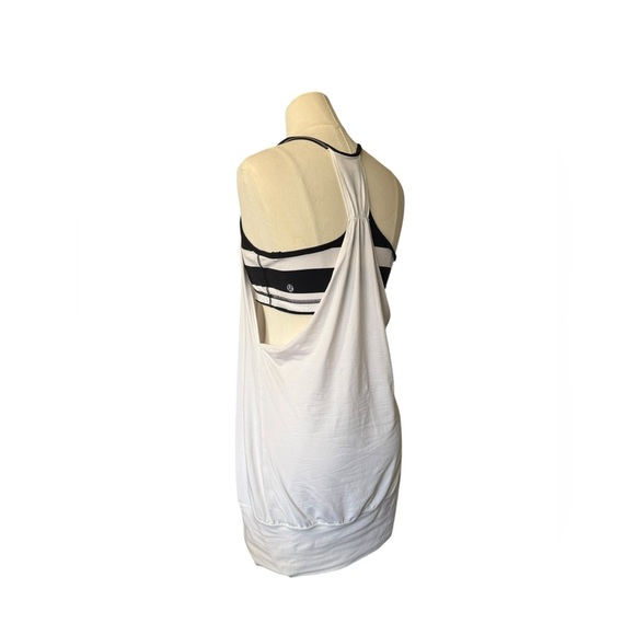 LULULEMON - No Limits Tank
White / Straightup Stripe Black White / Black - Picture 6 of 7